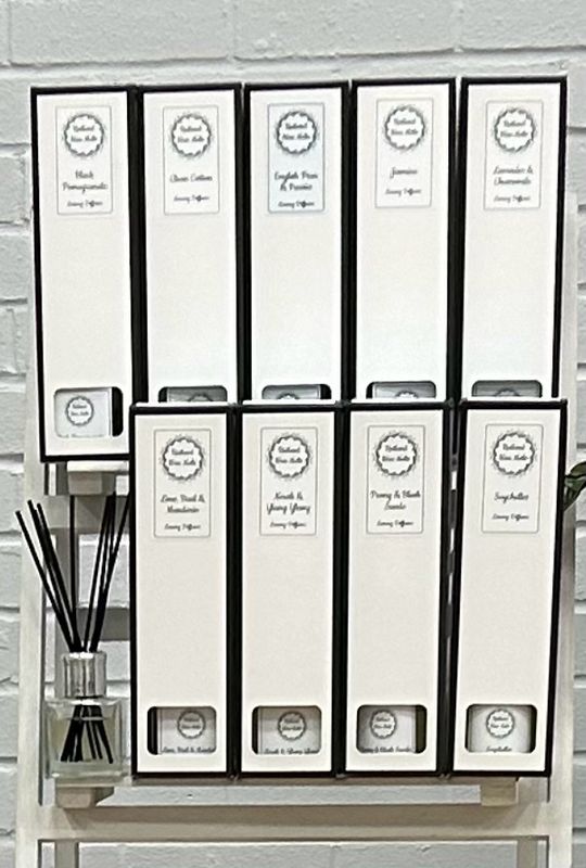 Luxury Reed Diffuser - English Pear &amp; Freesia