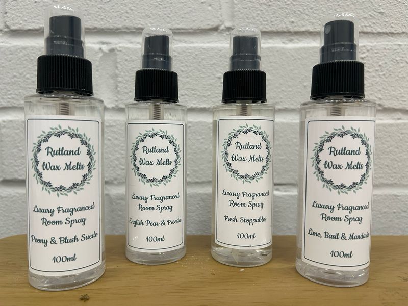 Christmas Scents - Luxury Room Spray 100ml - Christmas Tree, Amber &amp; Clove