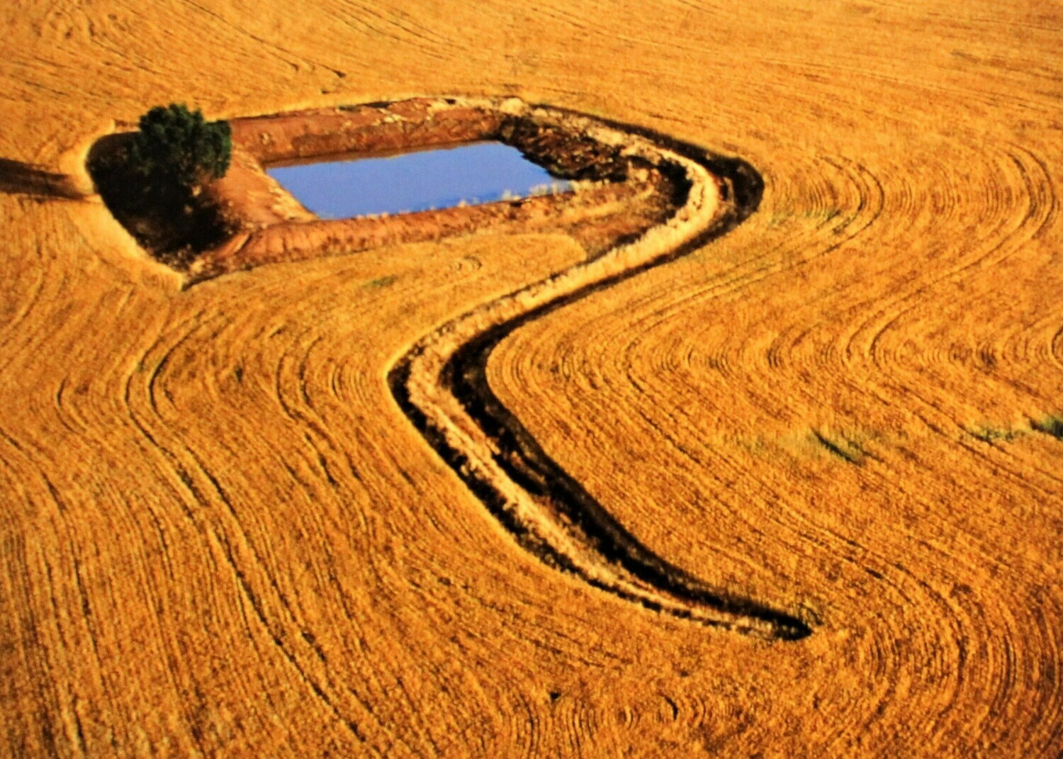 #06 Artist: Richard Woldendorp, &quot;Aerial Dam in Field, WA&quot;