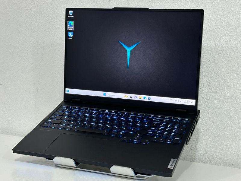 LENOVO LEGION PRO 7