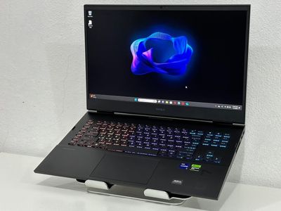 HP OMEN 17