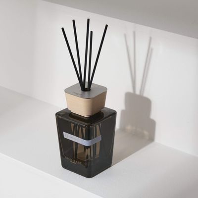 Locherber Milano Linen Buds reed diffuser 500ml
