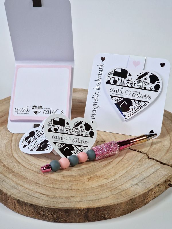 1 Magnetisches Lesezeichen, Notizblock & 2 Aufkleber "count the memories, not the calories" mit GRATIS Kugelschreiber