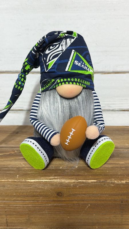 USA Football gnome