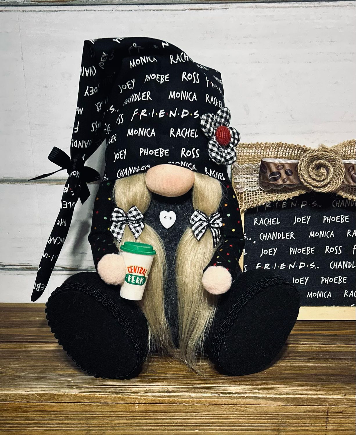 Large Central Perk-girl