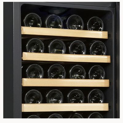 Cava Vondom con estantes de madera - 28 botellas