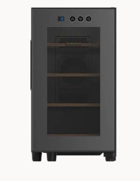 Cava Vondom con estantes de madera - 8 botellas