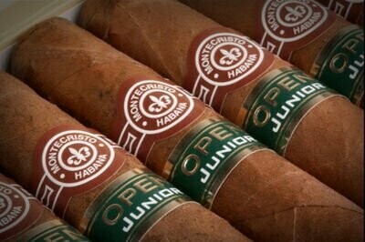 Montecristo Open Junior - box of 20