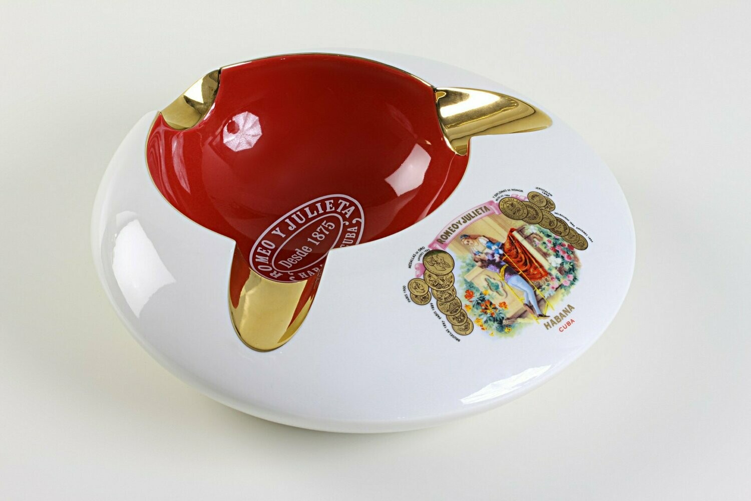 Romeo y Julieta ashtray 2020