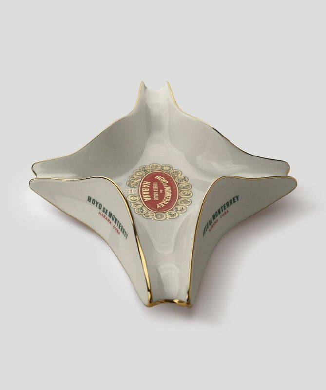 Hoyo de Monterrey ashtray