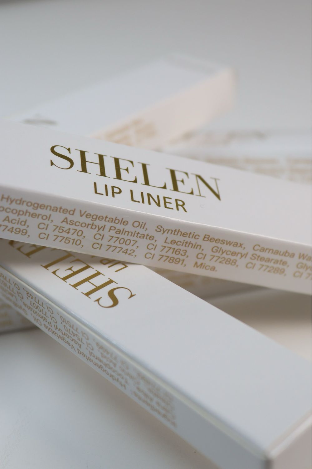 SHELEN Lip Liner