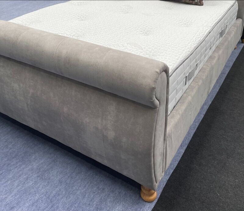 Chicago  bed