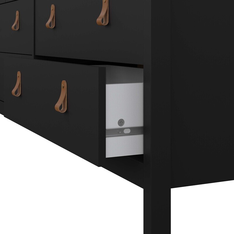 Madrid 4 over 4 chest of drawers