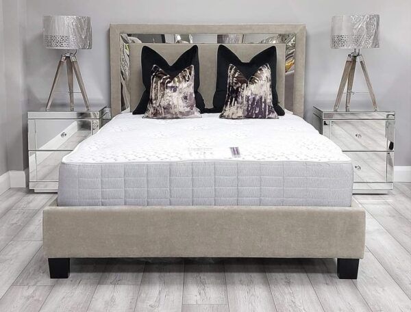 Camilla 4ft6 bed