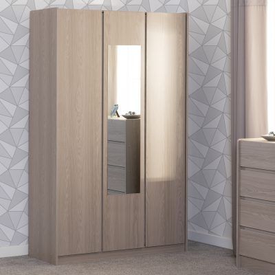 Paris 3 door Wardrobe