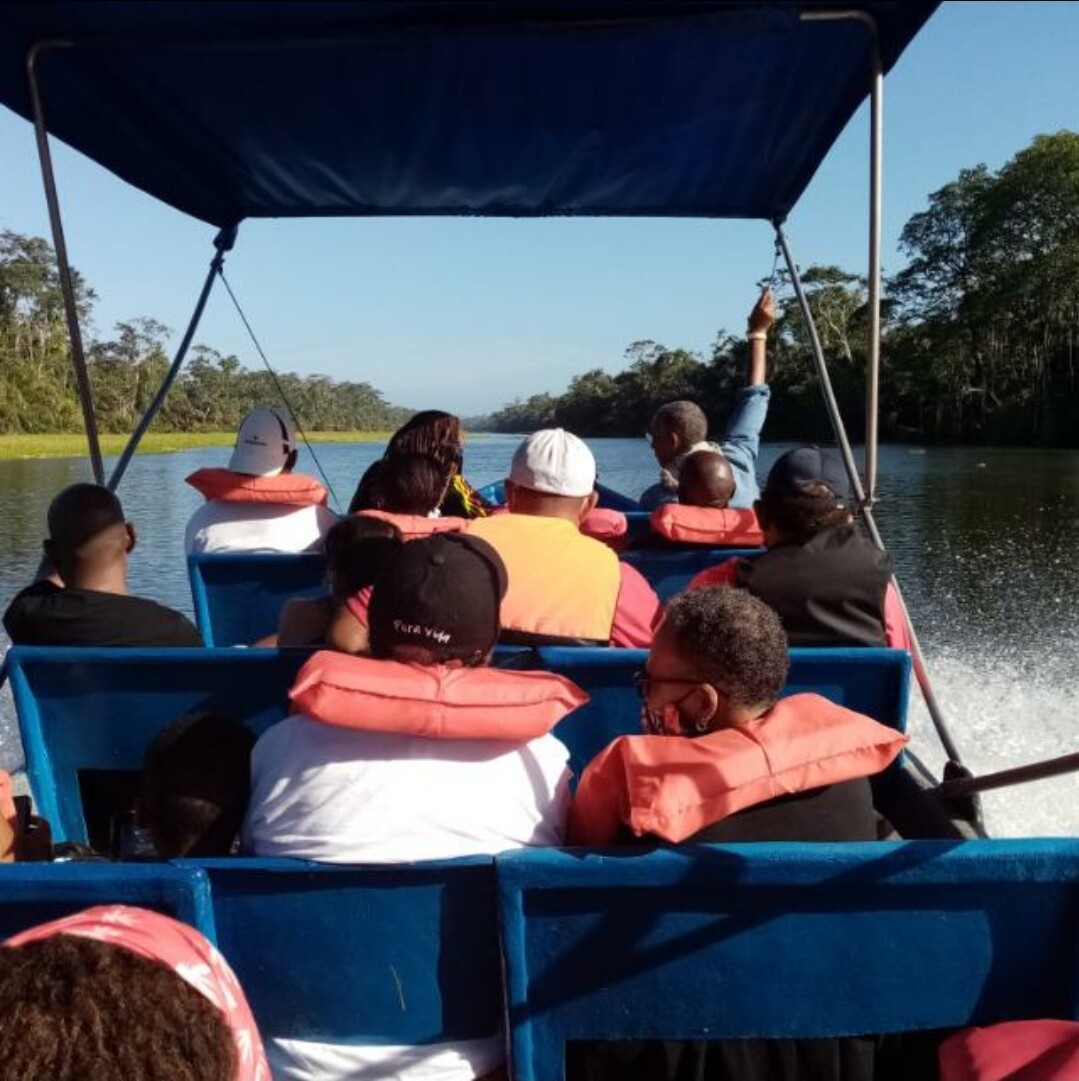 Shared boat Moin Harbor  to Tortuguero Village Harbor (El Almendro)