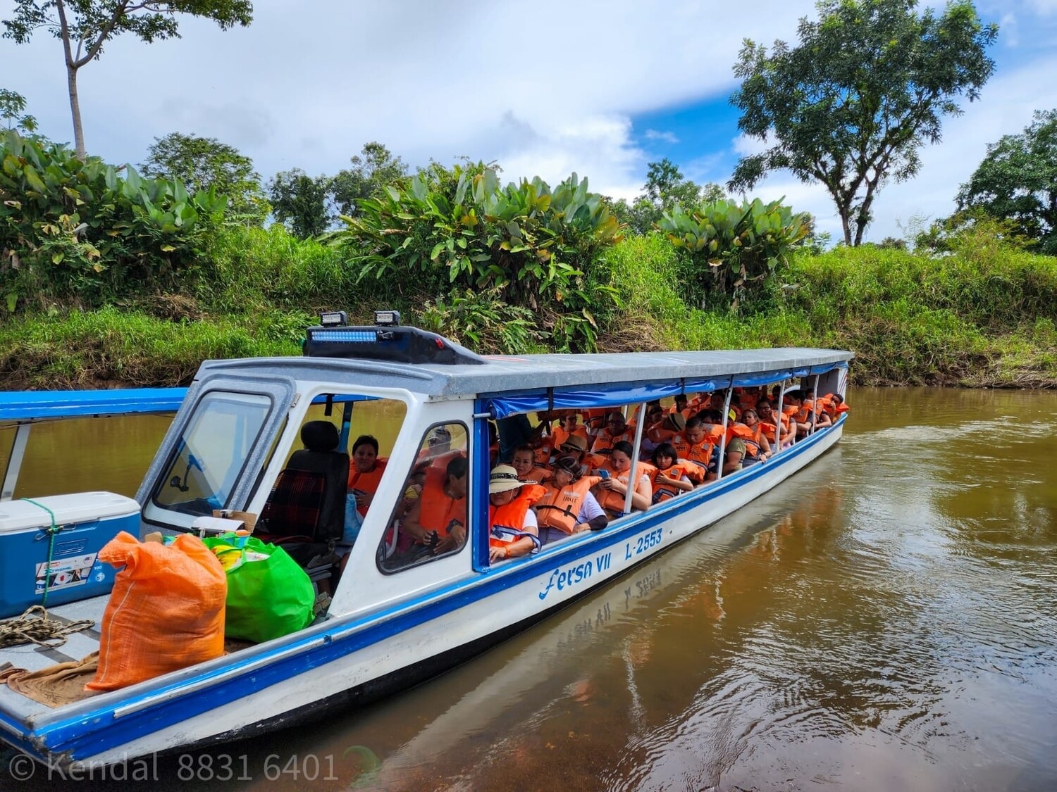 Private  boat  La Pavona Harbor  to Tortuguero village