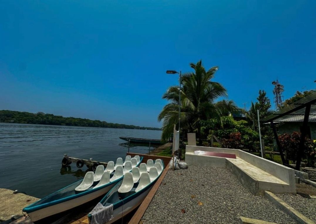 Hotel Lake View