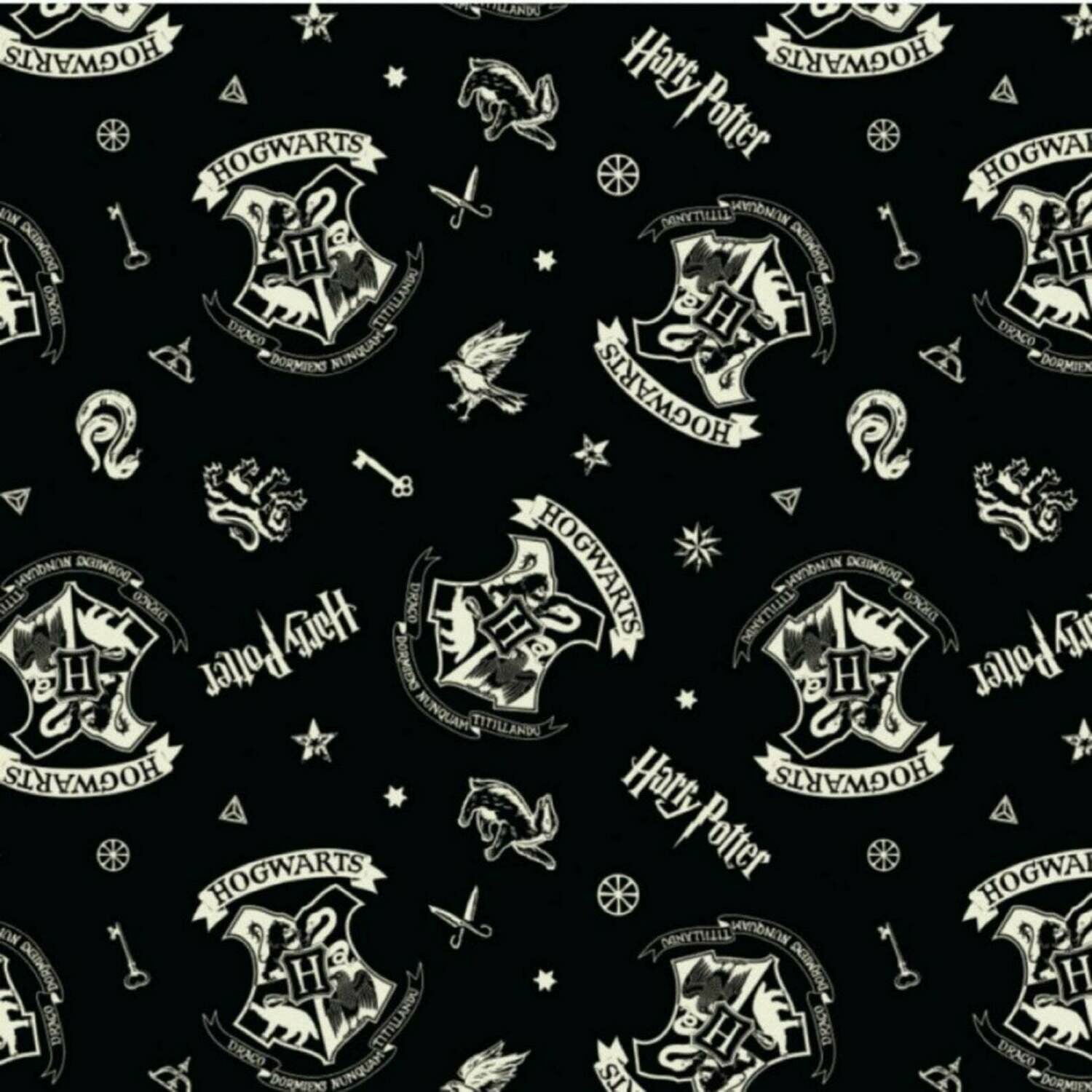 Harry Potter - Hogwarts - 100% cotton print fabric - Black