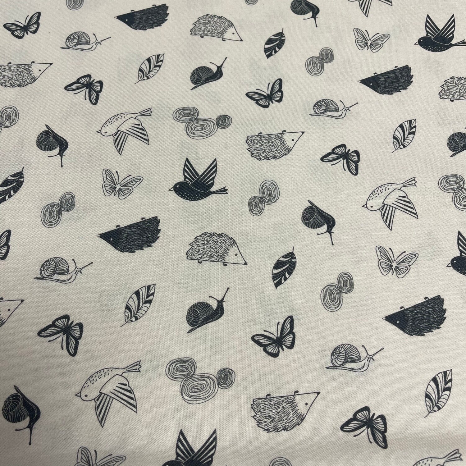 Enchanted Garden - Scatter - 100% cotton print fabric