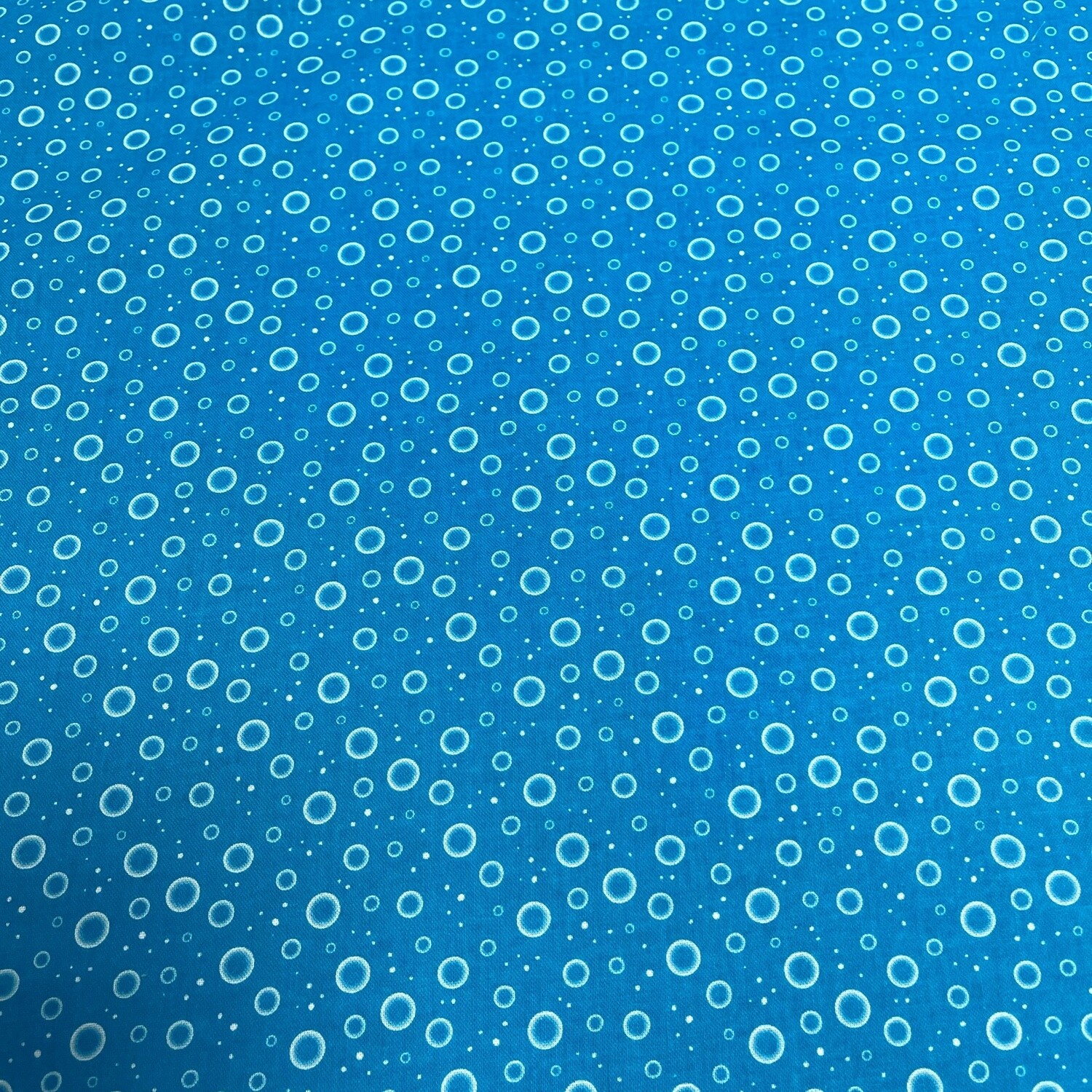 Ocean Life - Bubbles - 100% cotton print fabric