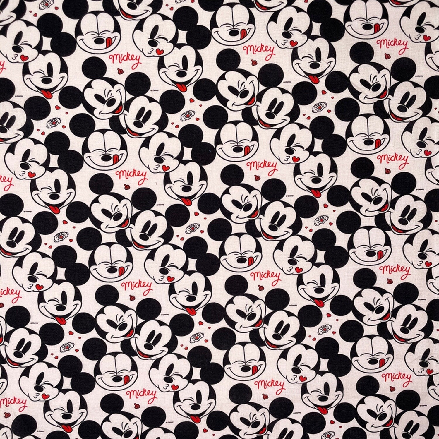 Mickey Love (Mickey Mouse) - 100% cotton digital print fabric