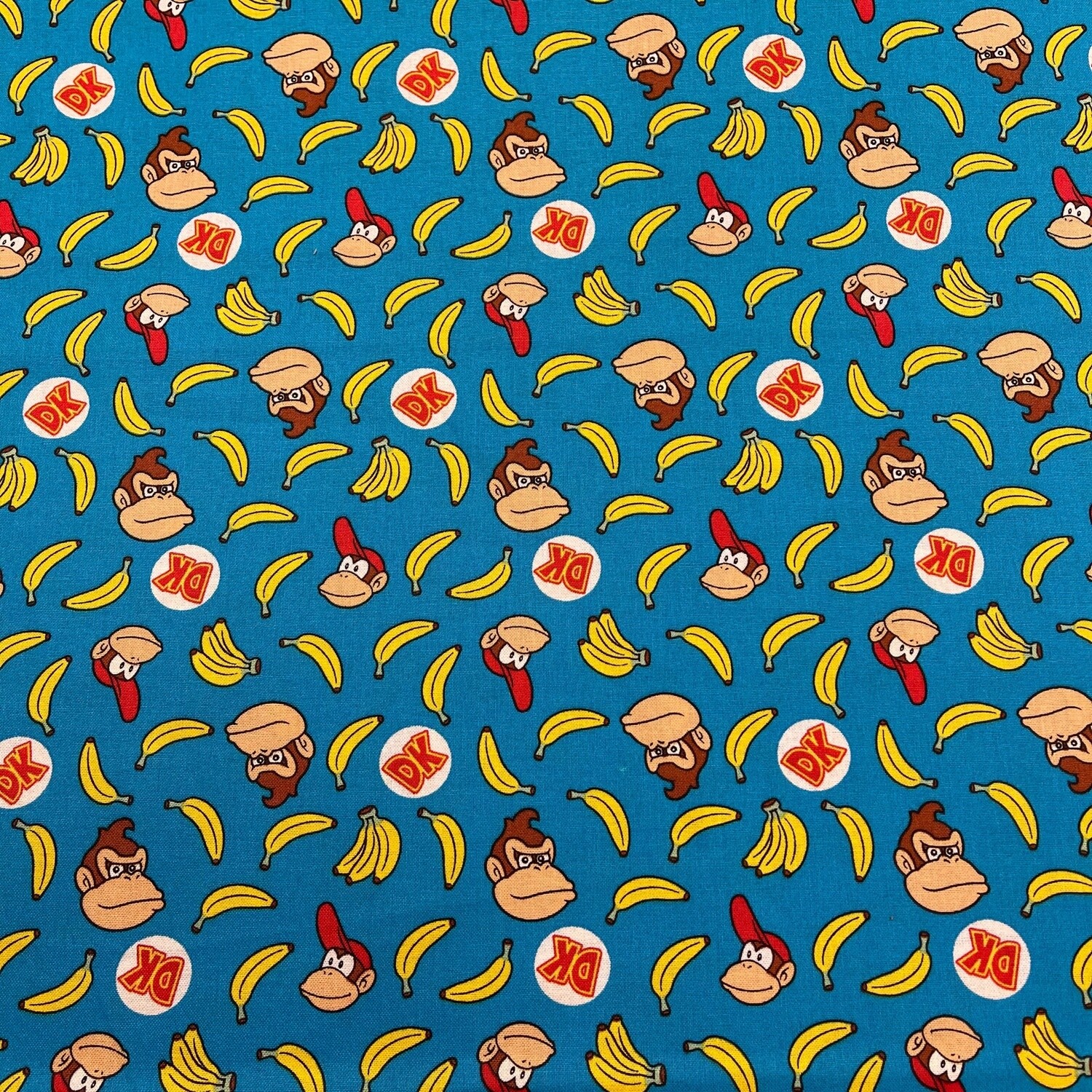 Super Mario 2 / Donkey Kong - Blue - 100% cotton print fabric