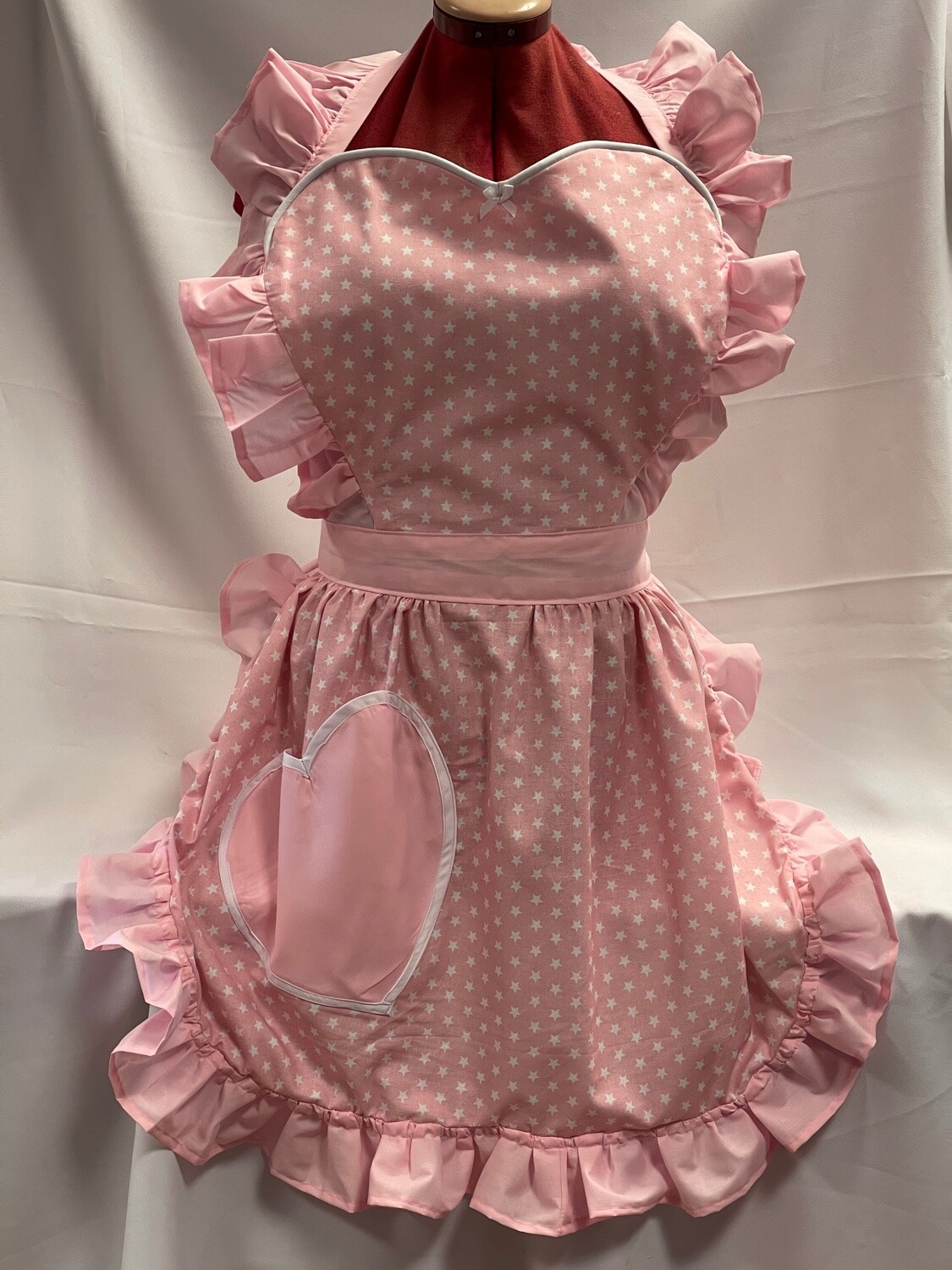Retro Vintage 50&#39;s Style Full Apron with Heart Shaped Top and Pocket - Candy Pink with White Stars and Pink Trim