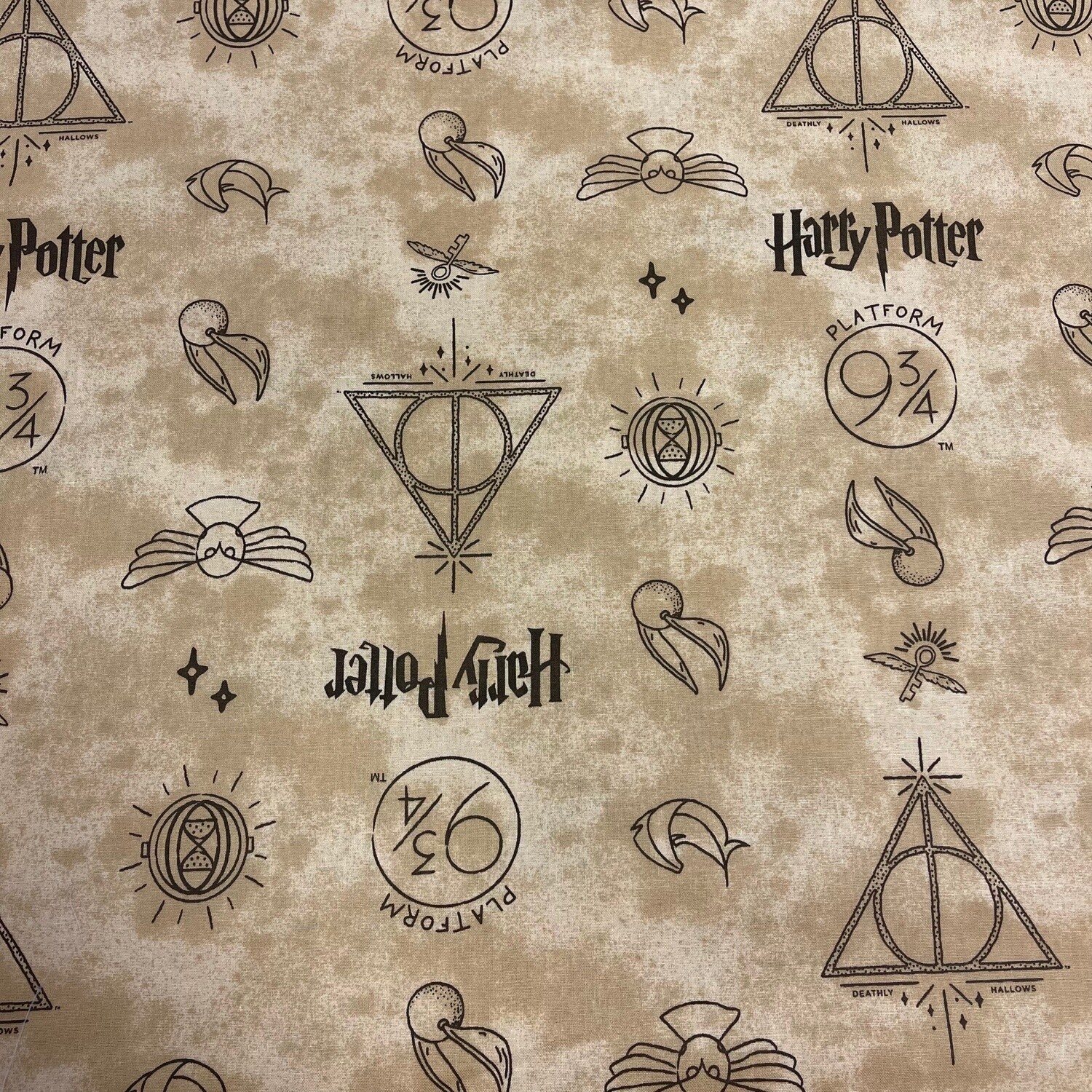 Harry Potter - Snitch - 100% cotton print fabric - Gold
