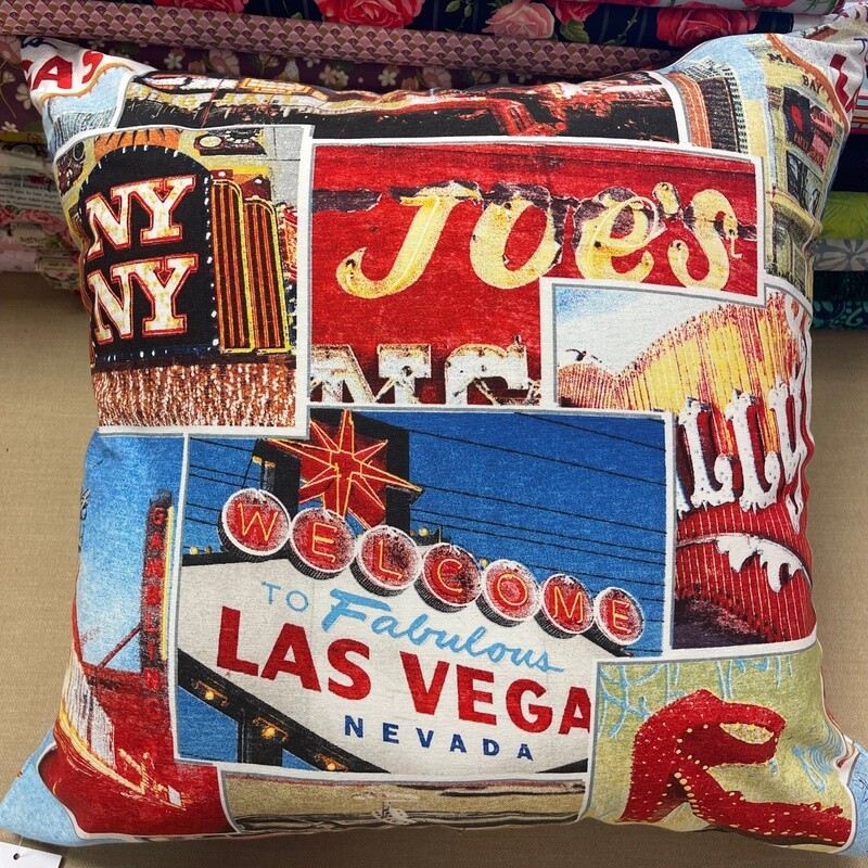 Large Cushion Cover with Icons and Landmarks of Las Vegas (2)