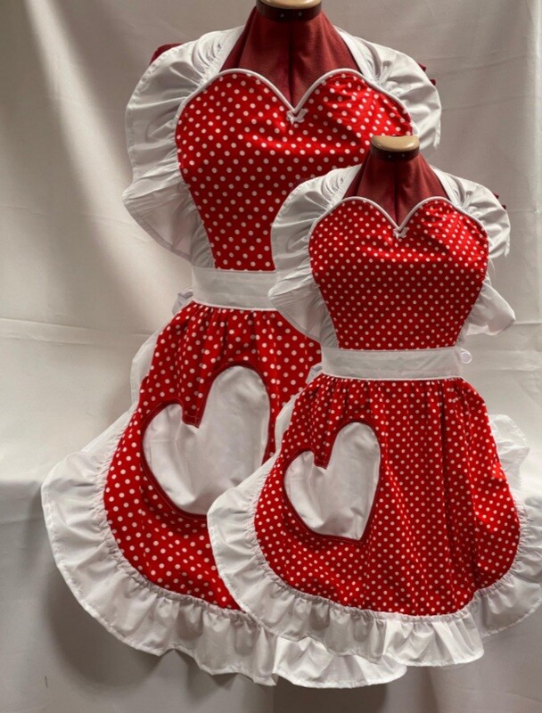 Mother / Daughter Matching Set - Retro Vintage 50s Style Full Apron with Heart Shaped Top and Pocket - Red &amp; White Polka Dot With White Trim