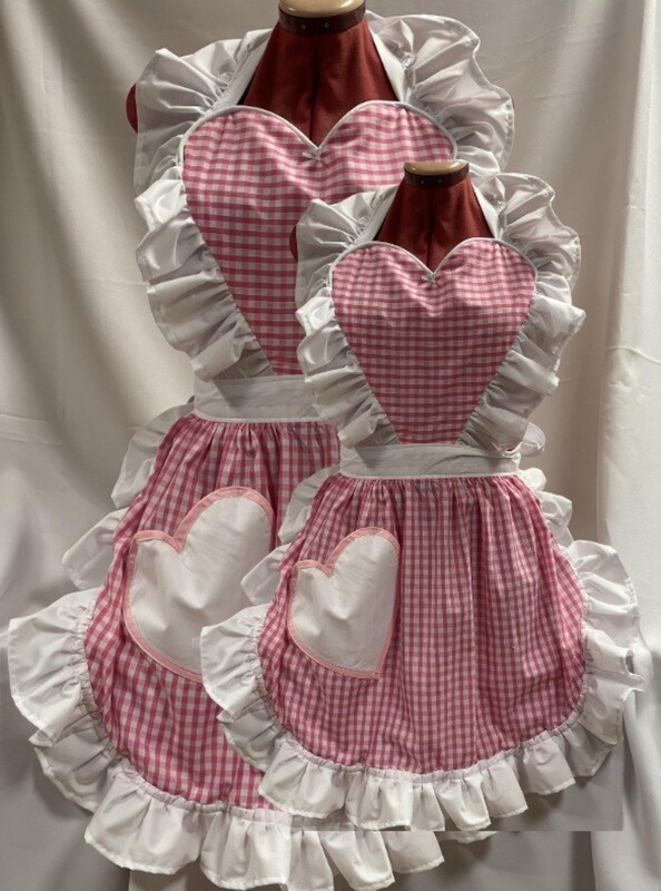 Mother / Daughter Matching Set - Retro Vintage 50s Style Full Apron with Heart Shaped Top and Pocket - Pink &amp; White Gingham with White Trim