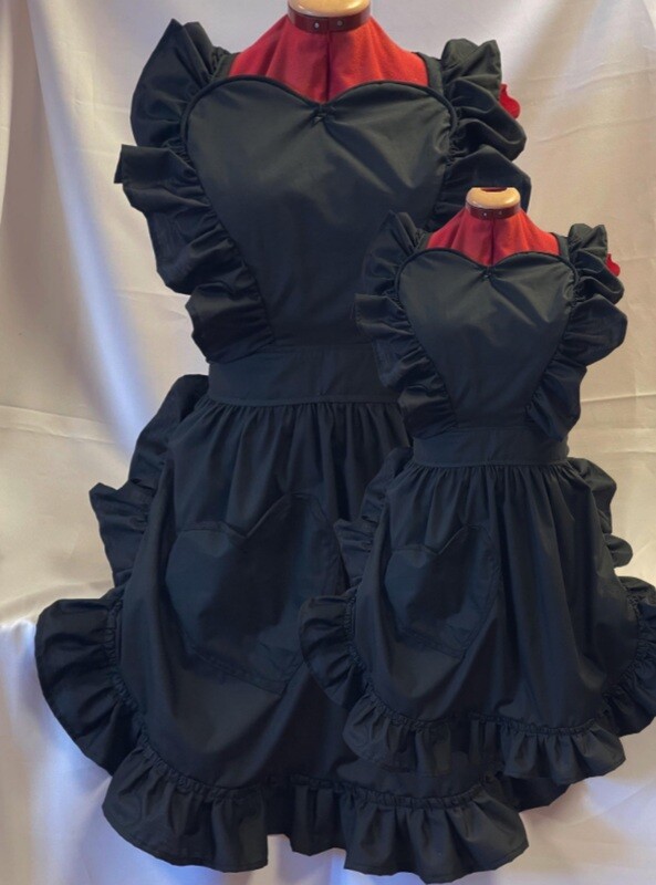 Mother / Daughter Matching Set - Retro Vintage 50s Style Full Apron with Heart Shaped Top and Pocket - Black