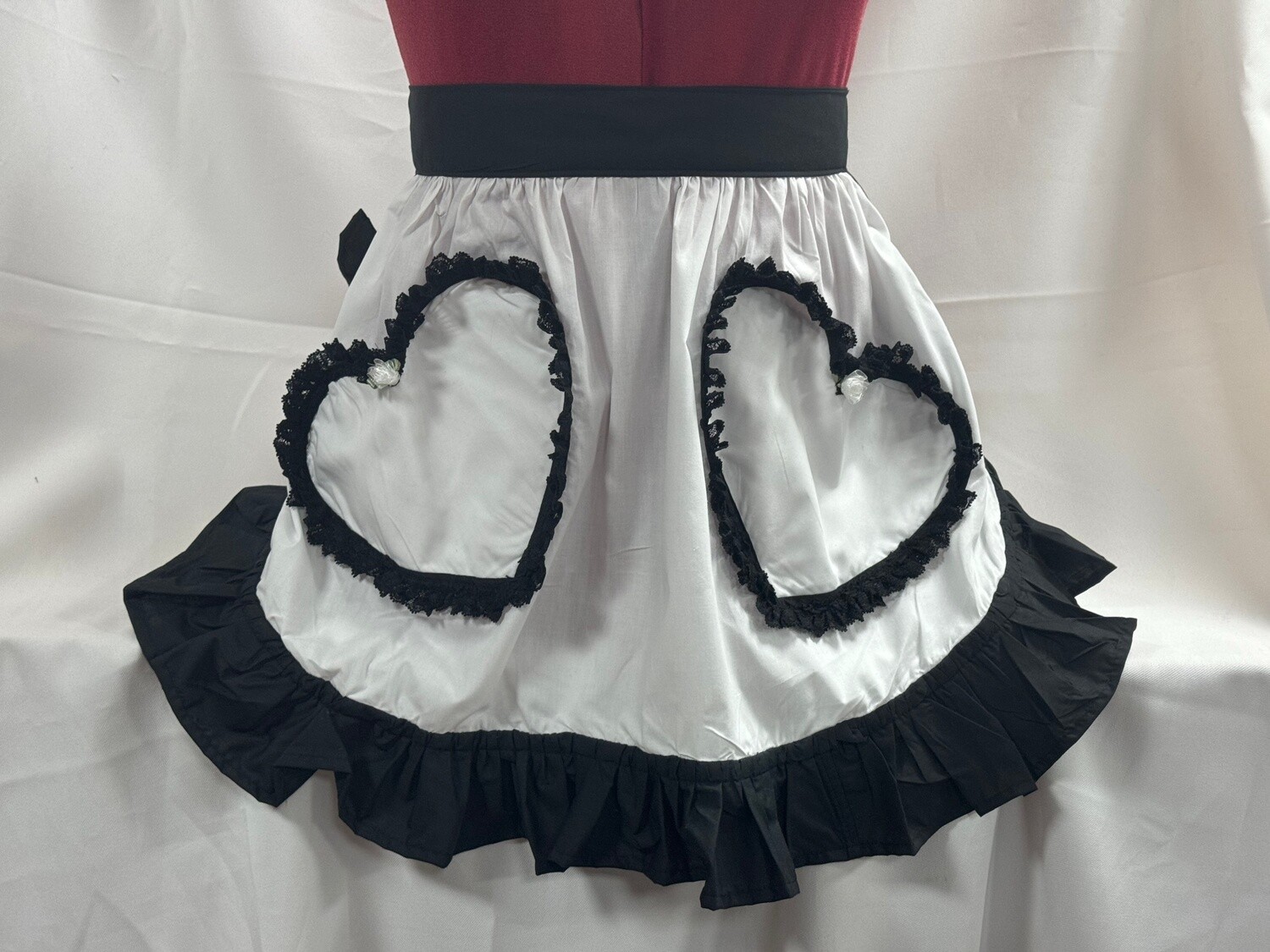 Retro Vintage 50s Style Half Apron with 2 Lace Trimmed Heart Shaped Pockets - White with Black Trim