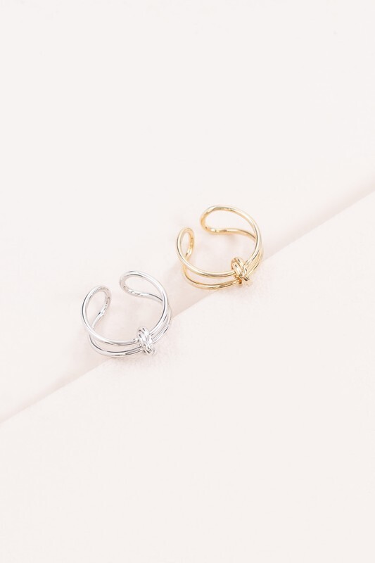 Chic And Sleek Ring With Chain Knot