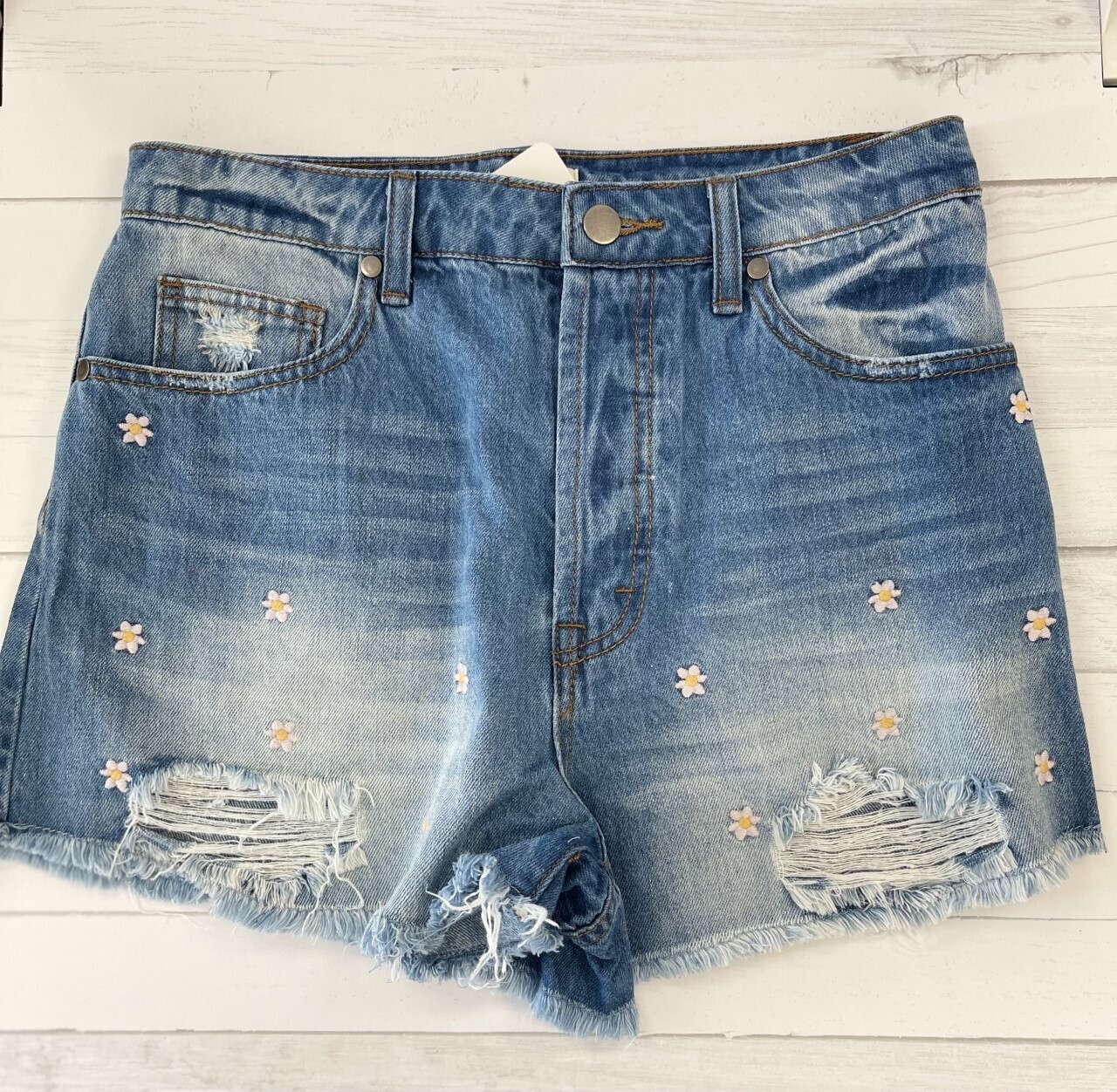 Medium Wash Daisy Embroidered Jean Shorts