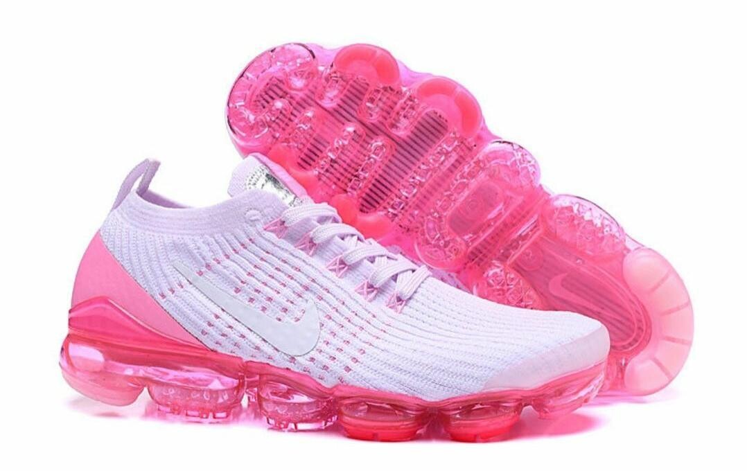 Designer Sneaker Vendor