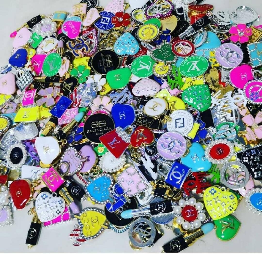 Charm Vendor