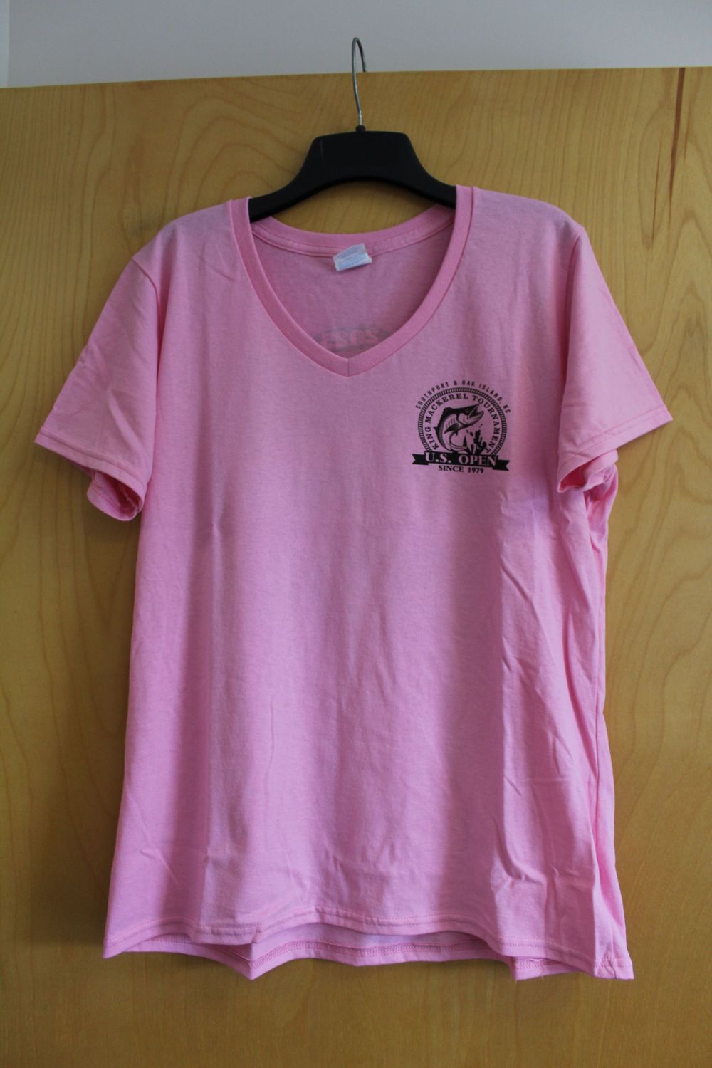 US Open KMT Pink Ladies V-Neck short sleeve tee, Size: Medium