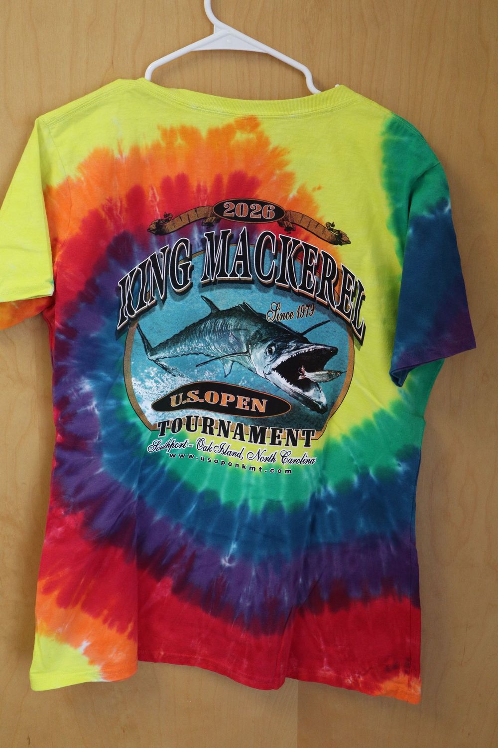US Open KMT Rainbow Women Tie-Dye V-Neck Tee US Open KMT Rainbow Women Tie-Dye V-Neck Tee, Size: Large