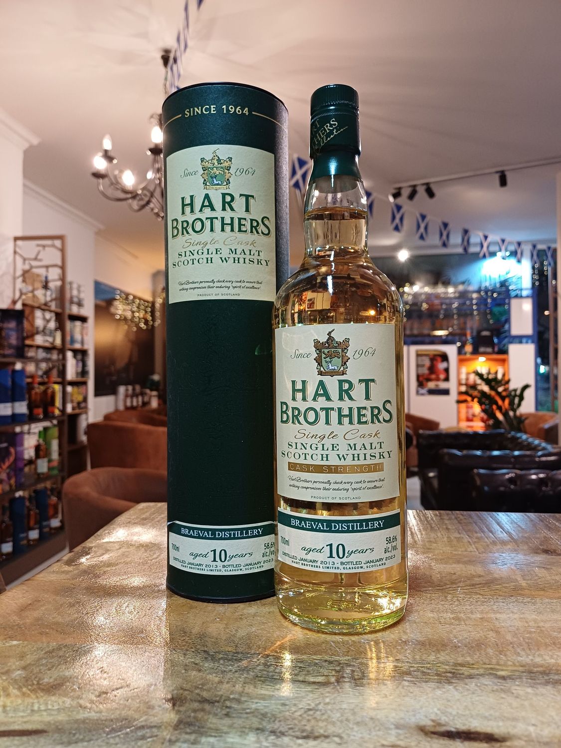 Braeval 10 y, Hart Brothers