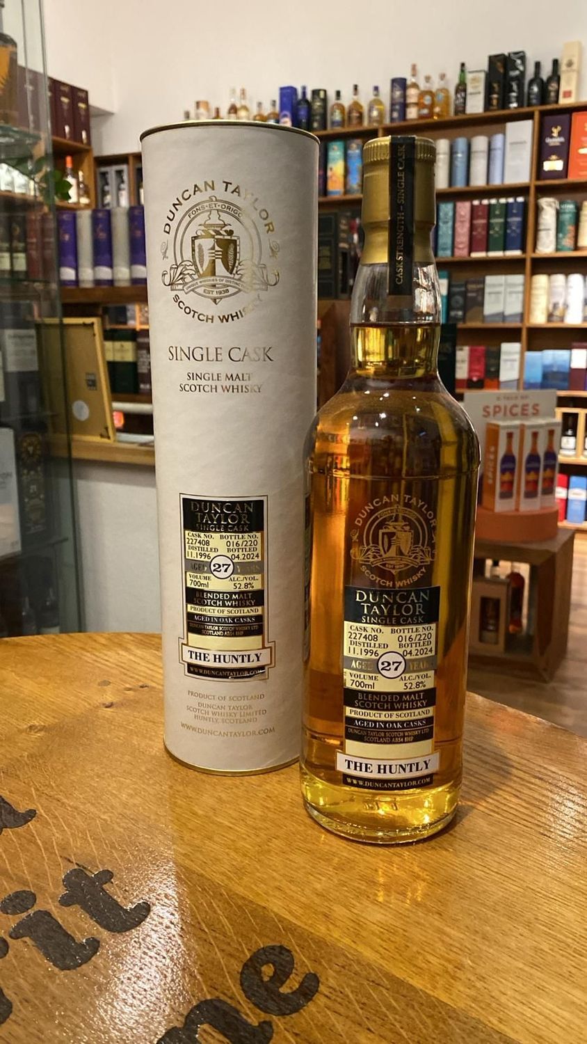 Huntly 27 y, Duncan Taylor