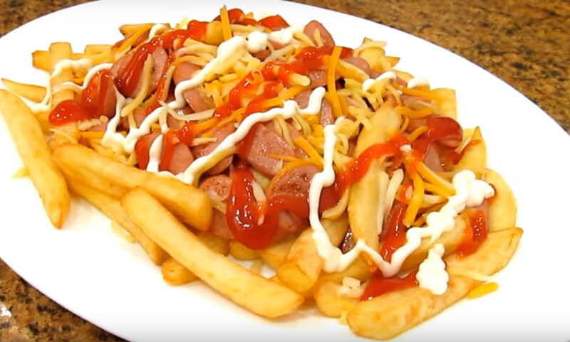 Salchipapas