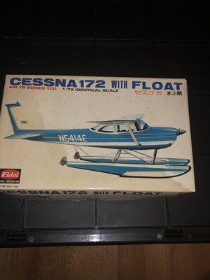 Cessana 172  With Float 1/72 identical scale Air 72 Series 100