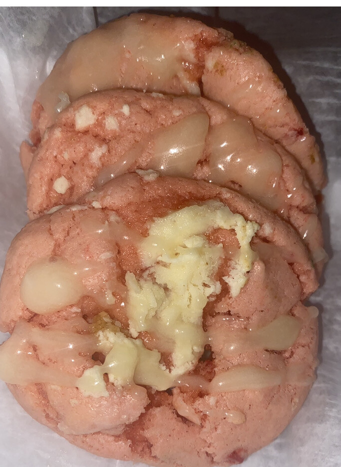 1/2 Dozen Strawberry Cheesecake Cookies