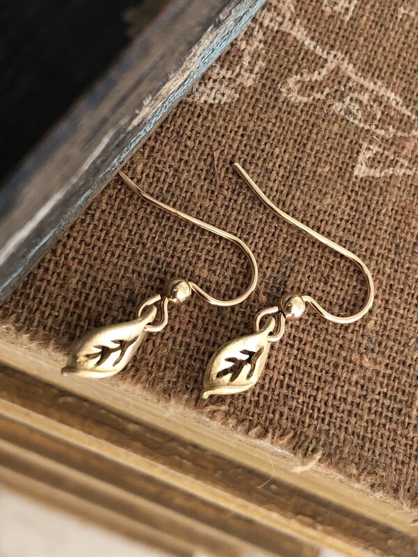 14k Gold leaf earrings