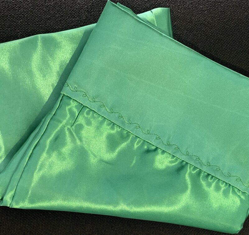 Funda de satín Verde
