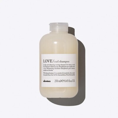 Davines - Essential Haircare LOVE CURL Shampoo 250 ml Davines - Essential Haircare LOVE CURL Shampoo 250 ml