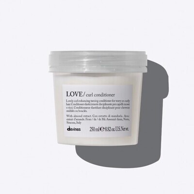 Davines - Essential Haircare LOVE CURL Conditioner 250 ml Davines - Essential Haircare LOVE CURL Conditioner 250 ml