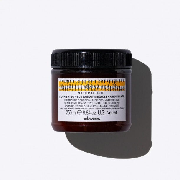 Davines - Naturaltech Nourishing Vegetarian Miracle Conditioner 250 ml Davines - Naturaltech Nourishing Vegetarian Miracle Conditioner 250 ml
